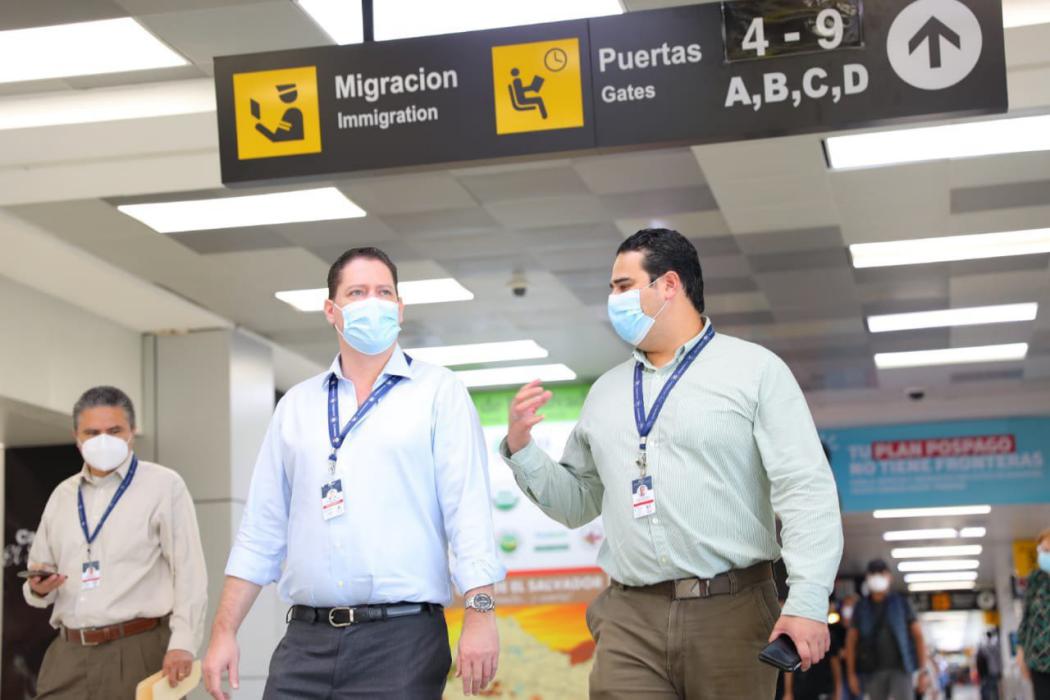 Presidente de CEPA verifica cumplimiento de medidas sanitarias en Aeropuerto Internacional presidente-de-cepa-verifica-cumplimiento-de-medidas-sanitarias-en-aeropuerto-internacional