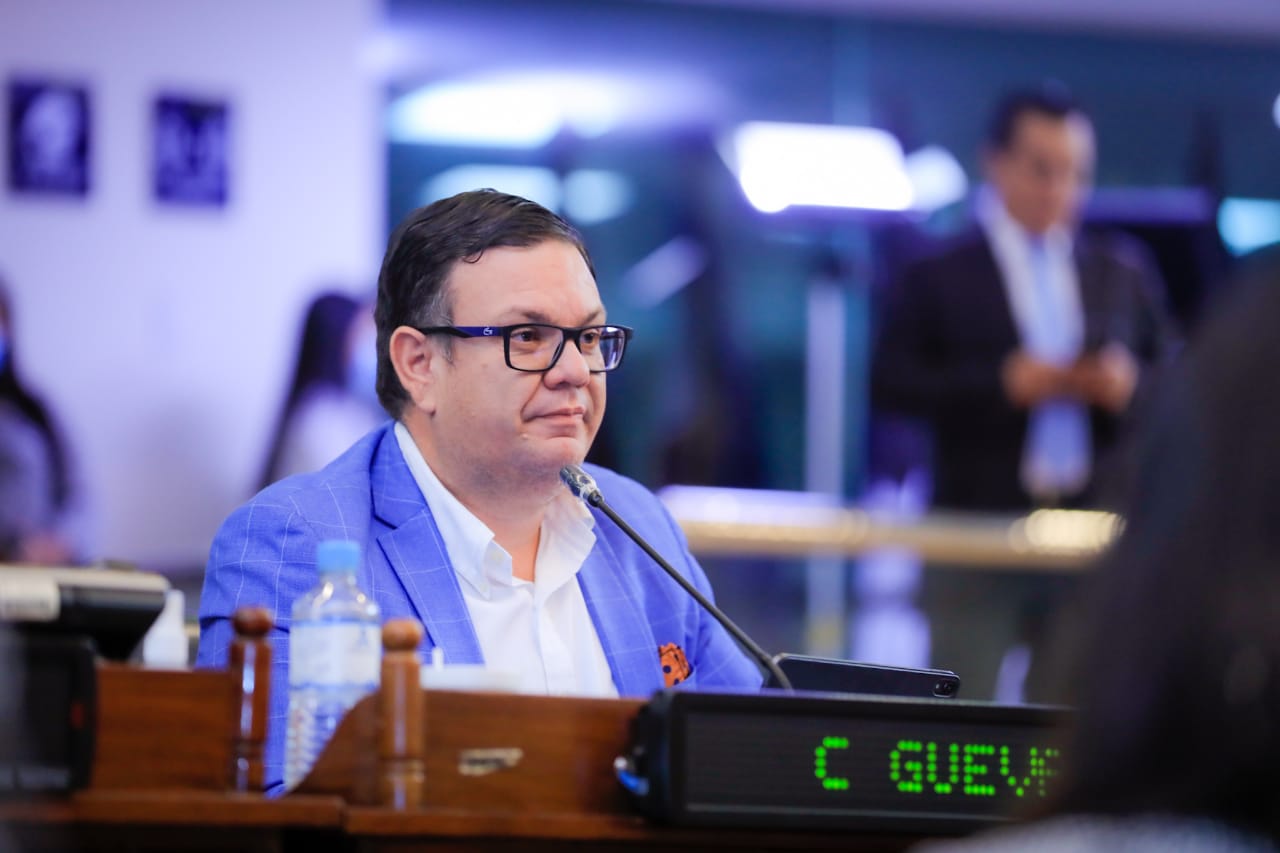 Diputado Guevara: Que tristeza ver a los del 3% protestando porque ayudamos a nuestros hermanos hondureños diputado-guevara-que-tristeza-ver-a-los-del-3-protestando-porque-ayudamos-a-nuestros-hermanos-hondurenos