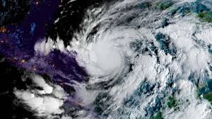 advierten-que-huracan-eta-podria-desencadenar-impactos-catastroficos-en-centroamerica