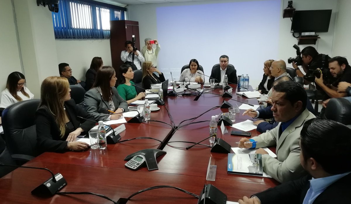 Congreso acuerda quitar fuero a magistrado de Cámara Civil señalado por delitos sexuales congreso-acuerda-quitar-fuero-a-magistrado-de-camara-civil-senalado-por-delitos-sexuales