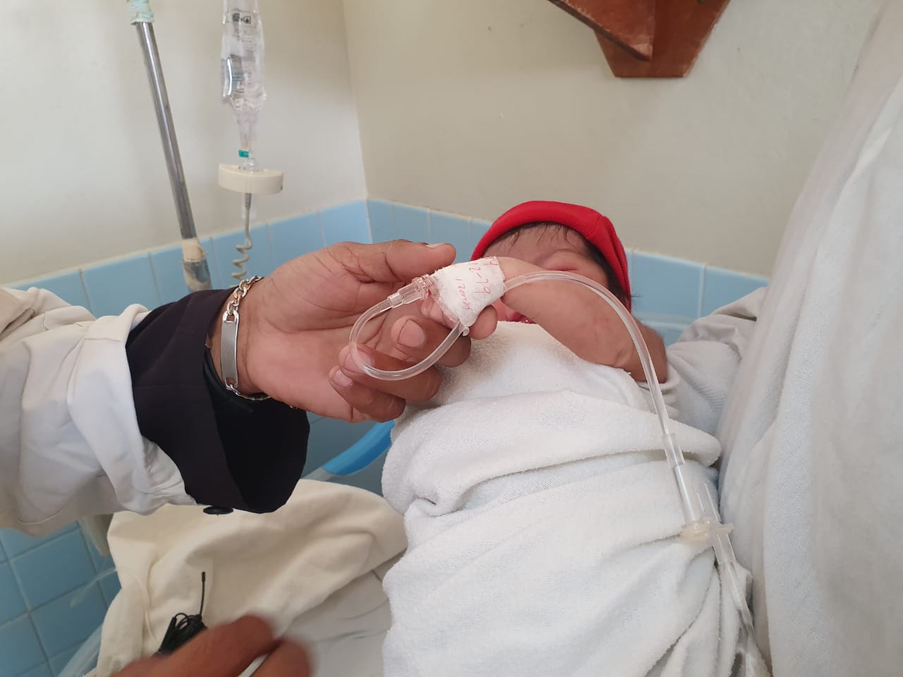 Presidente Bukele se compromete a pagar estudios y agilizar trámites de adopción para bebé abandonada presidente-bukele-se-compromete-a-pagar-estudios-y-agilizar-tramites-de-adopcion-para-bebe-abandonada