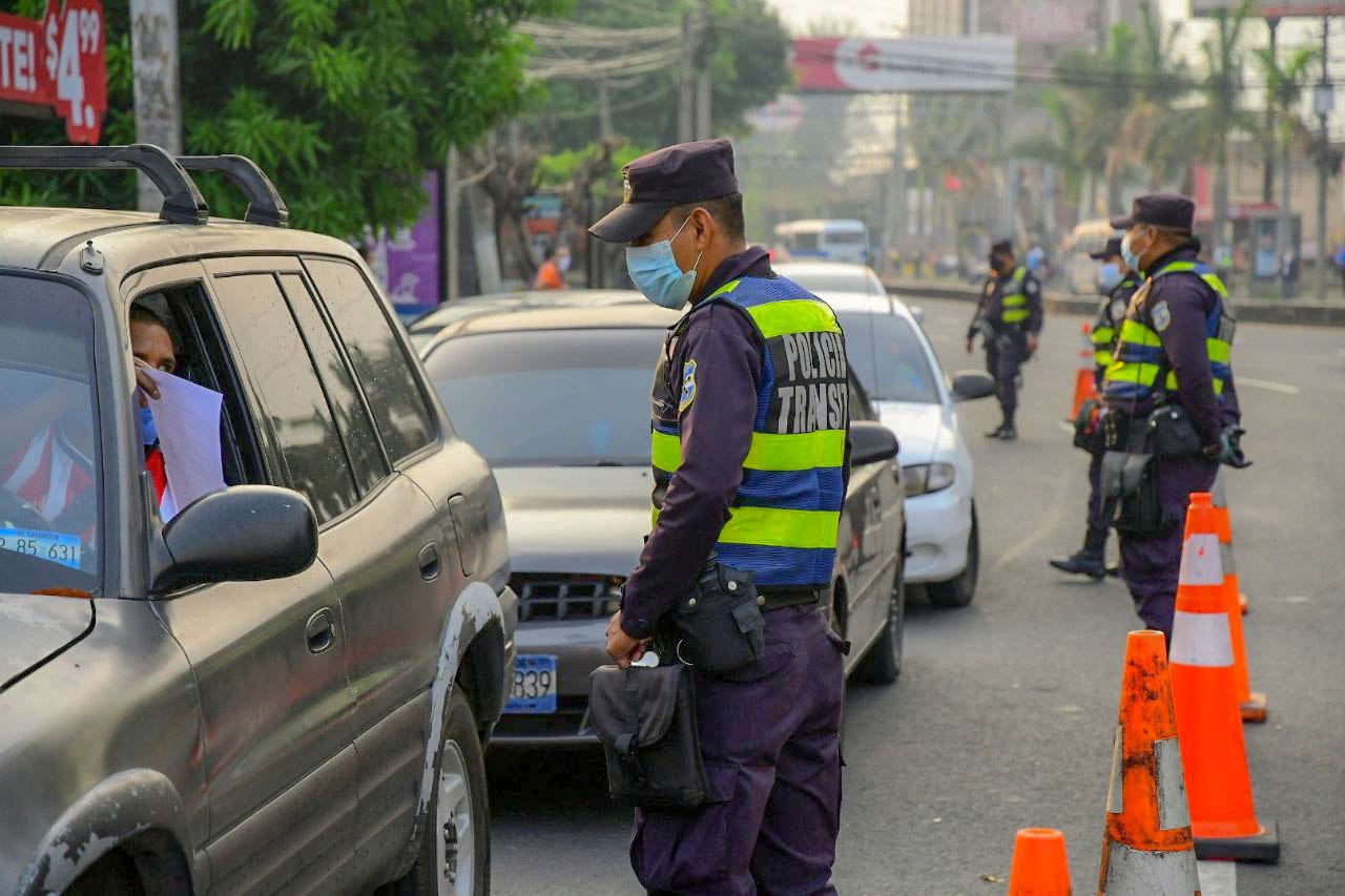 Policías continúan patrullando todo el país para verificar cumplimiento de cuarentena domiciliar policias-continuan-patrullando-todo-el-pais-para-verificar-cumplimiento-de-cuarentena-domiciliar
