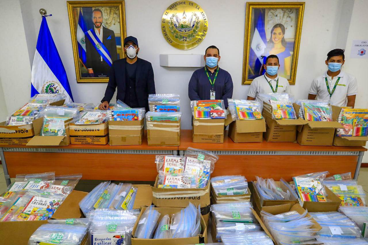 Empresa dona al Gobierno material didáctico para la niñez, ante la crisis por coronavirus empresa-dona-al-gobierno-material-didactico-para-la-ninez-ante-la-crisis-por-coronavirus