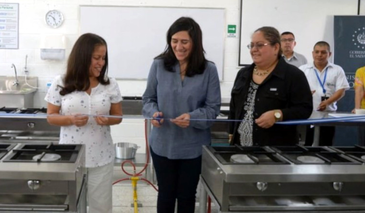 Inauguran el primer Laboratorio Gastronómico en El Salvador inauguran-el-primer-laboratorio-gastronomico-en-el-salvador