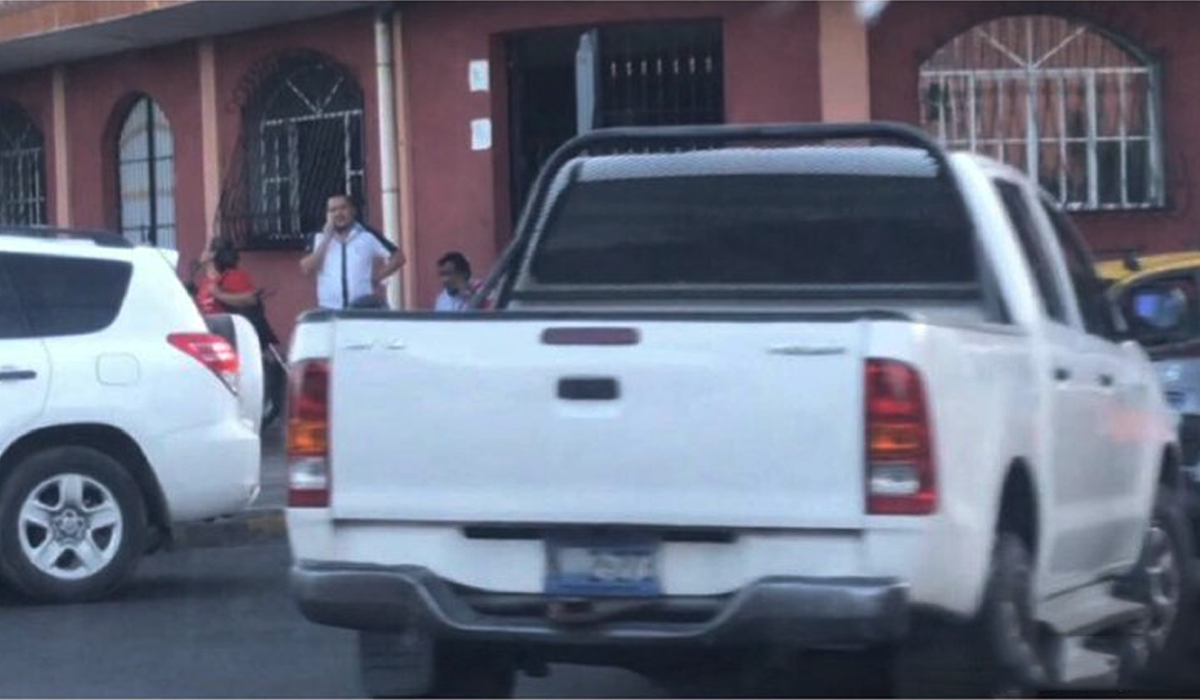 will-salgado-denuncia-que-vehiculo-de-alcaldia-de-san-miguel-fue-visto-en-sede-del-fmln-en-horario-laboral