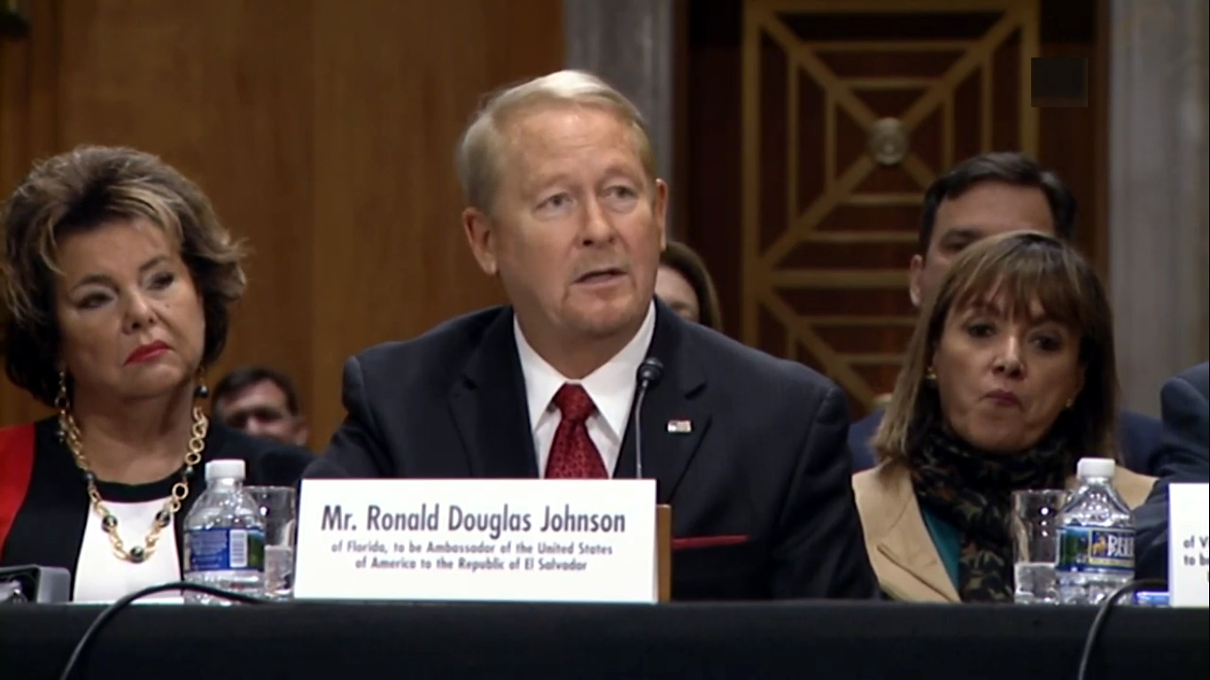 Senado confirma a Ronald Douglas Johnson como embajador ante El Salvador senado-confirma-a-ronald-douglas-johnson-como-embajador-ante-el-salvador