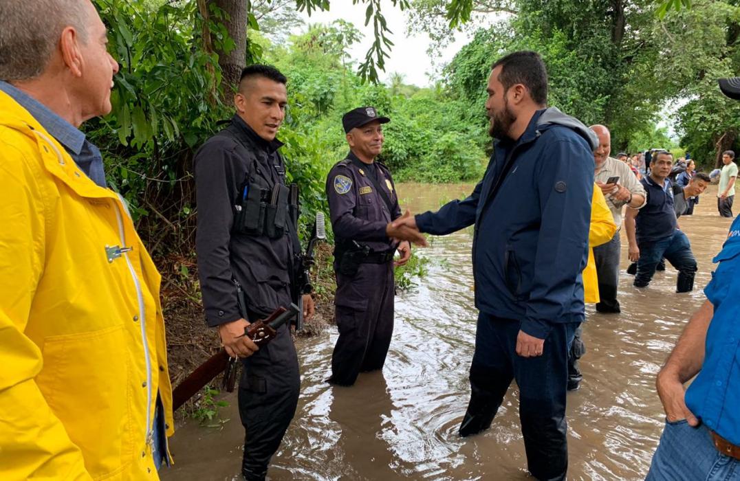 Ministro de Gobernación destaca apoyo 24/7 de la PNC ante emergencia ministro-de-gobernacion-destaca-apoyo-247-de-la-pnc-ante-emergencia