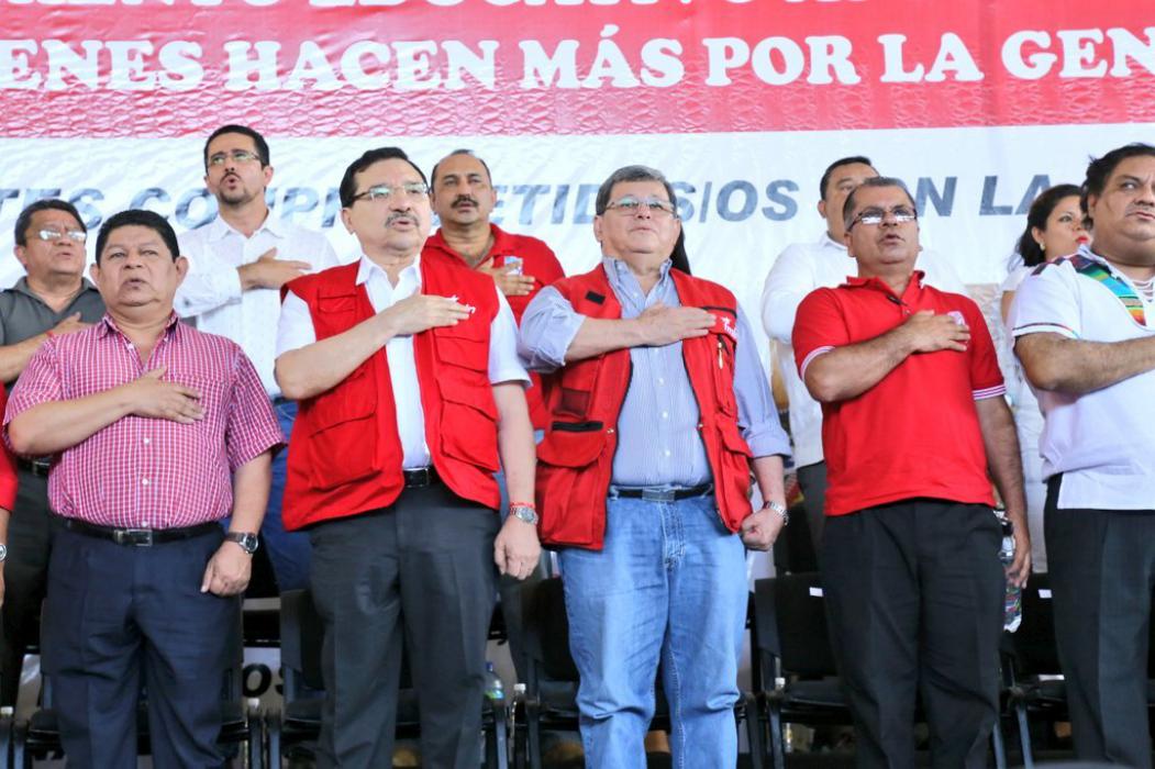 Testigo señala que tres líderes históricos del FMLN se reunieron con pandilleros testigo-senala-que-tres-lideres-historicos-del-fmln-se-reunieron-con-pandilleros
