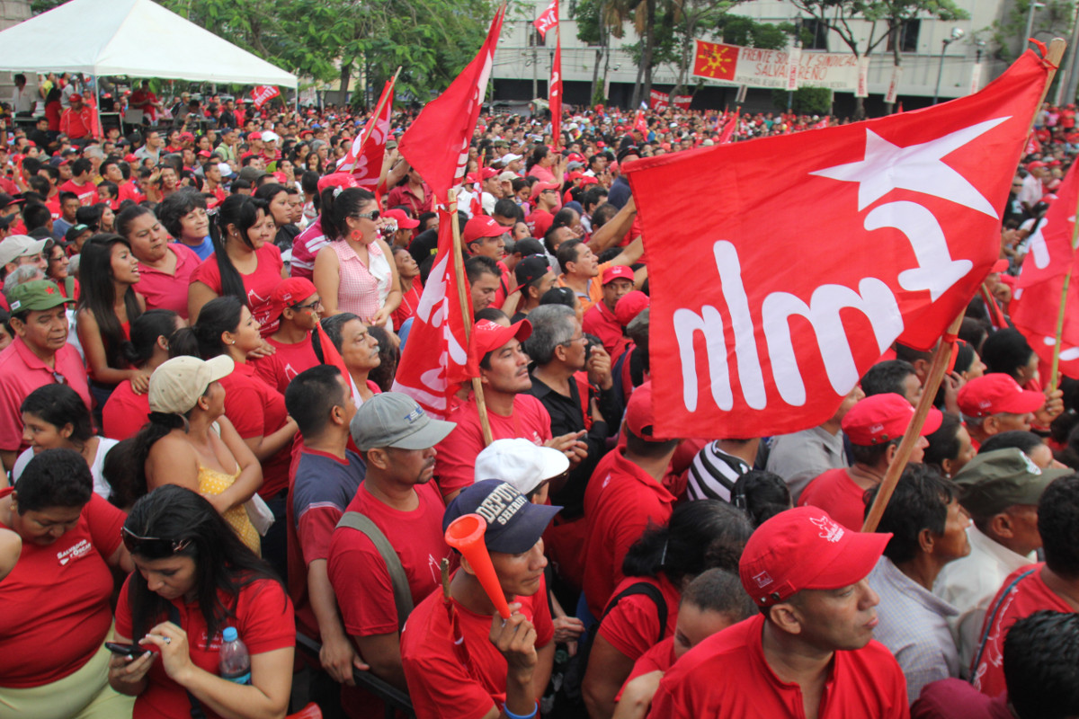 alcalde-de-sonzacate-bajo-la-bandera-del-fmln-emite-una-advertencia-a-todos-los-partidos-para-que-se-abstengan-de-colocar-propaganda-en-el-municipio