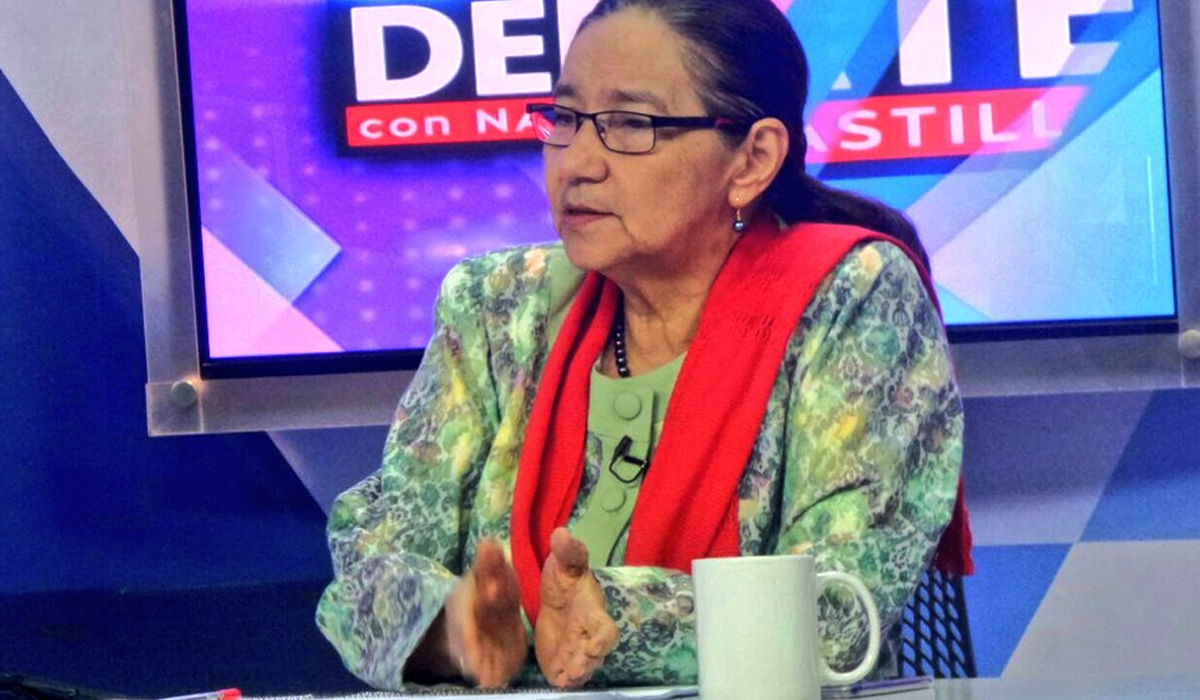 norma-guevara-dice-que-pasa-consulta-y-pide-medicamentos-en-hospital-zacamil