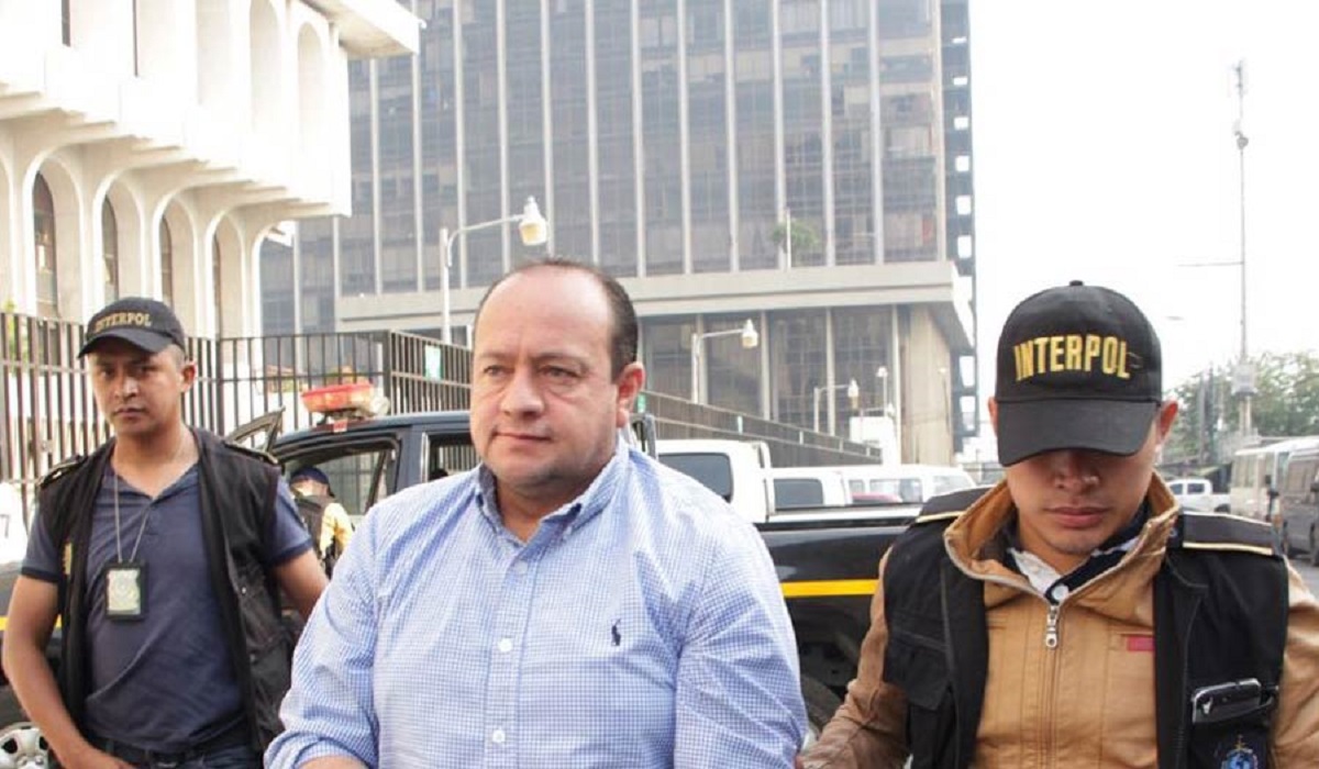 Exfuncionario de Funes vinculado a fraude de $4.3 millones exfuncionario-de-funes-vinculado-a-fraude-de-43-millones