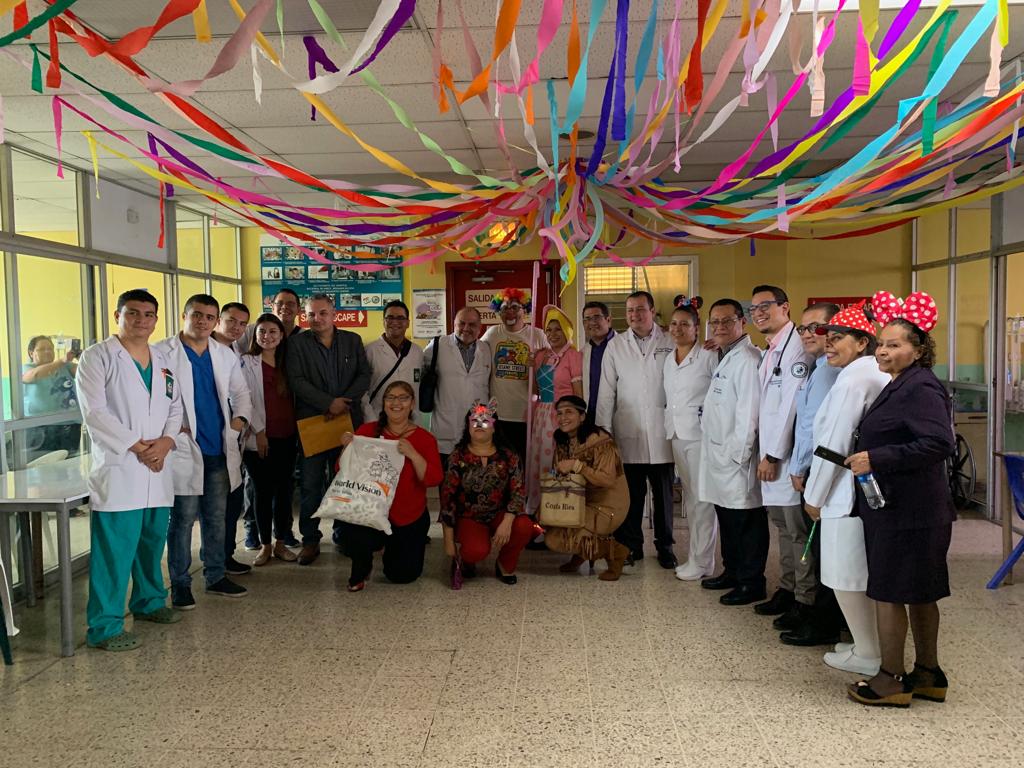 En el “Día del Niño”, pacientes del Hospital Bloom reciben coloridos peluches enviados por la Primera Dama, Gabriela de Bukele en-el-dia-del-nino-pacientes-del-hospital-bloom-reciben-coloridos-peluches-enviados-por-la-primera-dama-gabriela-de-bukele