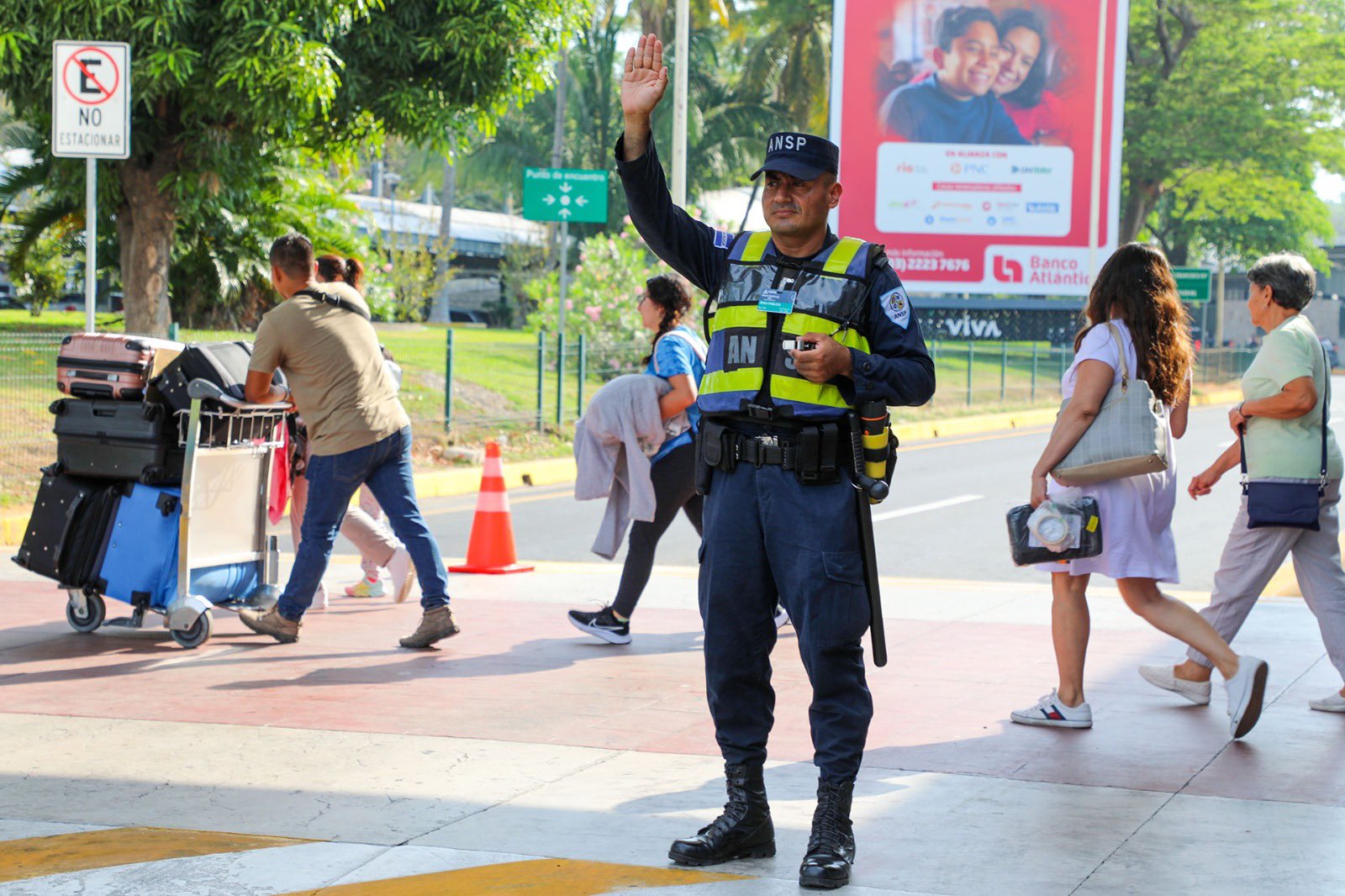 despliegan-mas-de-16000-agentes-de-seguridad-esta-semana-santa