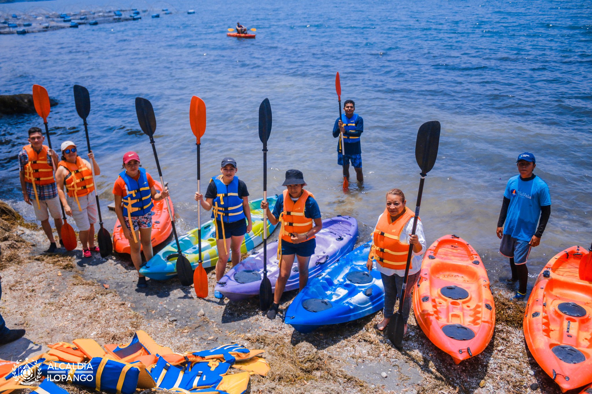 ilopango-fortalece-el-turismo-mediante-capacitacion-de-jovenes-guias-turisticos