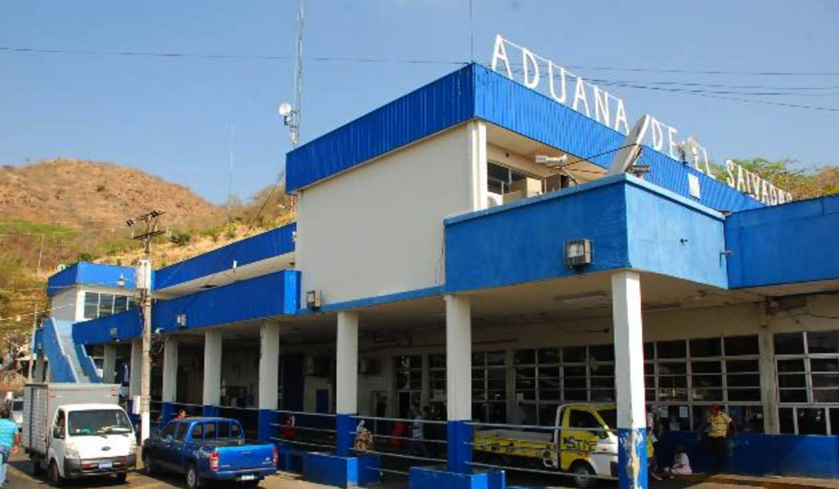 gobierno-dice-que-todo-el-sistema-de-todas-las-aduanas-del-pais-se-danaron-por-una-falla-electrica