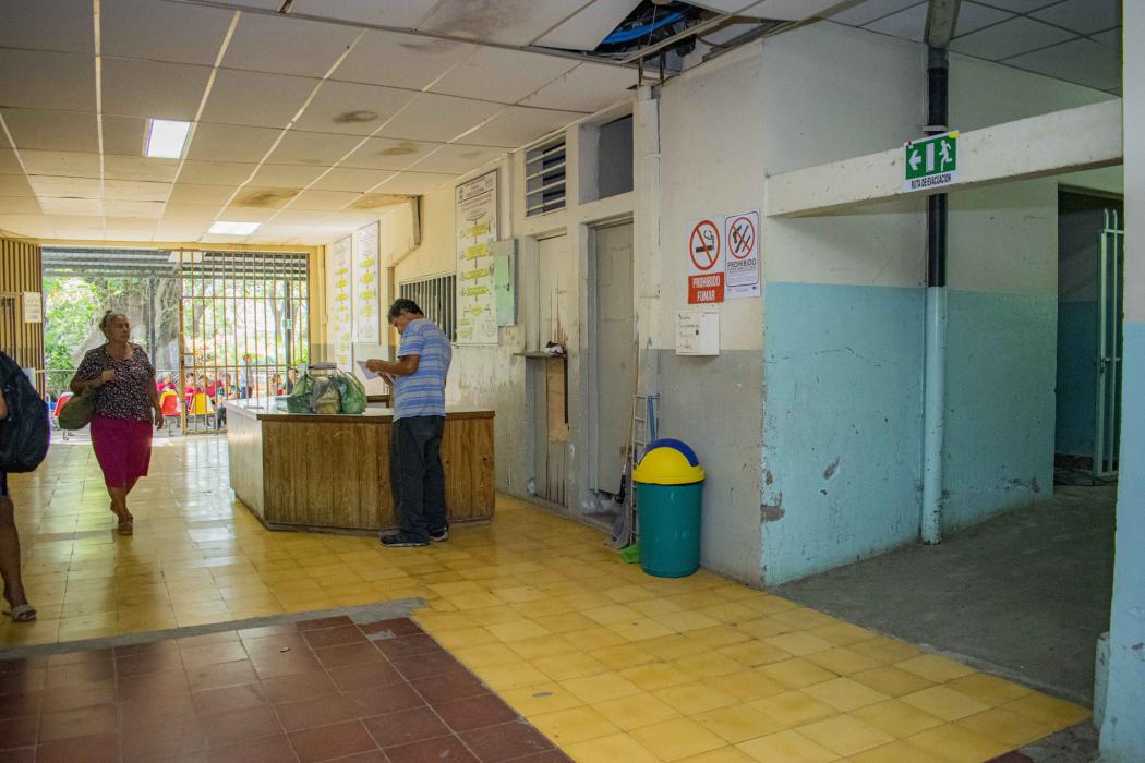 FMLN dejó en abandono el hospital de Santa Ana fmln-dejo-en-abandono-el-hospital-de-santa-ana