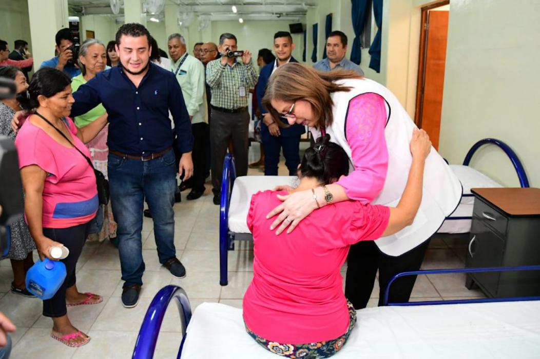 gobierno-inaugura-albergue-para-familiares-y-pacientes-del-hospital-rosales