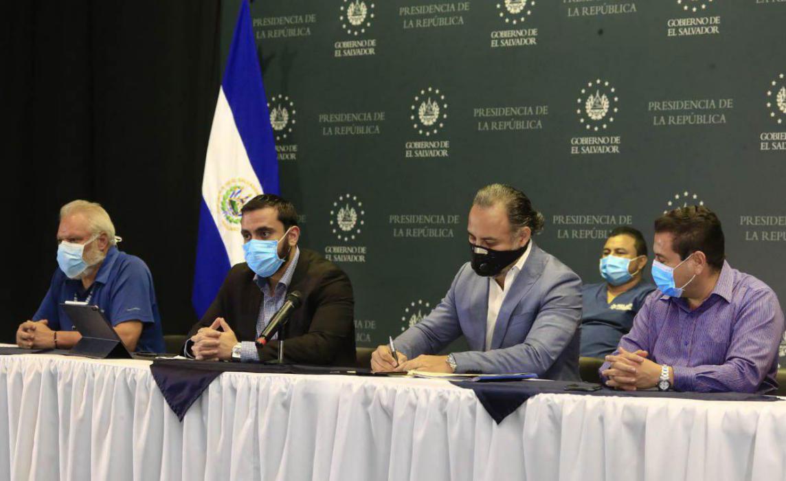 firman-acuerdo-entre-gobierno-y-sindicatos-para-proteger-a-trabajadores-de-salud