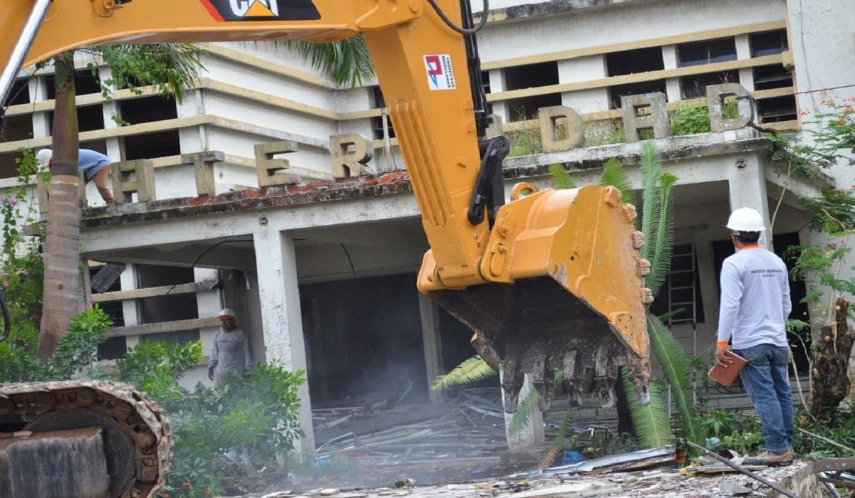Gabinete de Salud verifica demolición del antiguo edificio de Maternidad gabinete-de-salud-verifica-demolicion-del-antiguo-edificio-de-maternidad