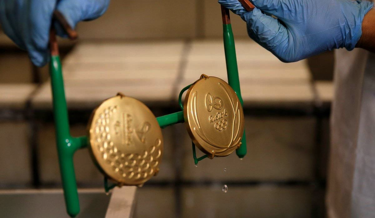 japon-quiere-fabricar-las-medallas-olimpicas-de-tokio-2020-con-basura-electronica