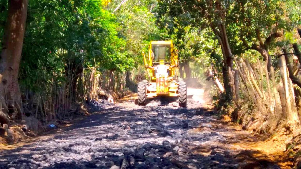 MOP beneficia a Centros Escolares con mejoramiento de calles en Usulután mop-beneficia-a-centros-escolares-con-mejoramiento-de-calles-en-usulutan