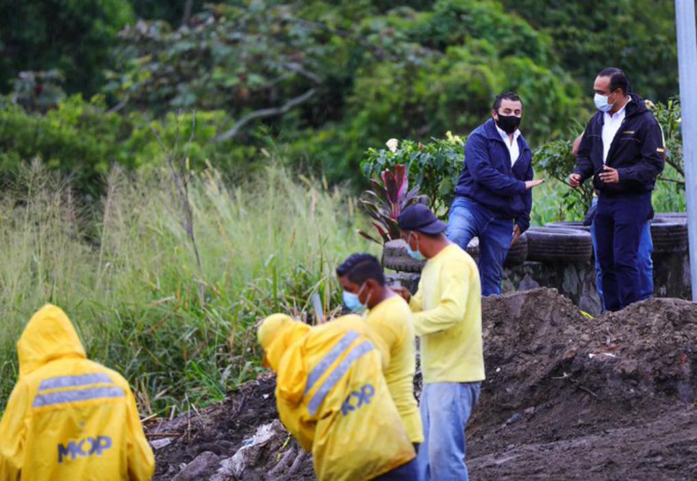 MOP ejecuta en tiempo récord obras de mitigación en cárcava formada en Mejicanos mop-ejecuta-en-tiempo-record-obras-de-mitigacion-en-carcava-formada-en-mejicanos