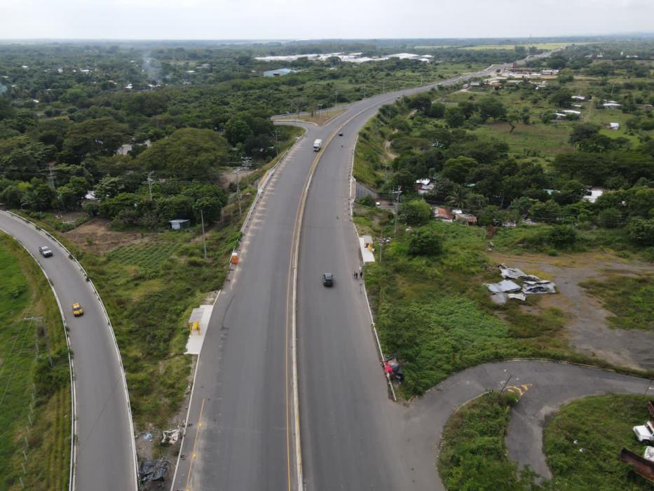 Ampliación de carretera desde Comalapa hacia Zacatecoluca presenta un avance del 90% ampliacion-de-carretera-desde-comalapa-hacia-zacatecoluca-presenta-un-avance-del-90