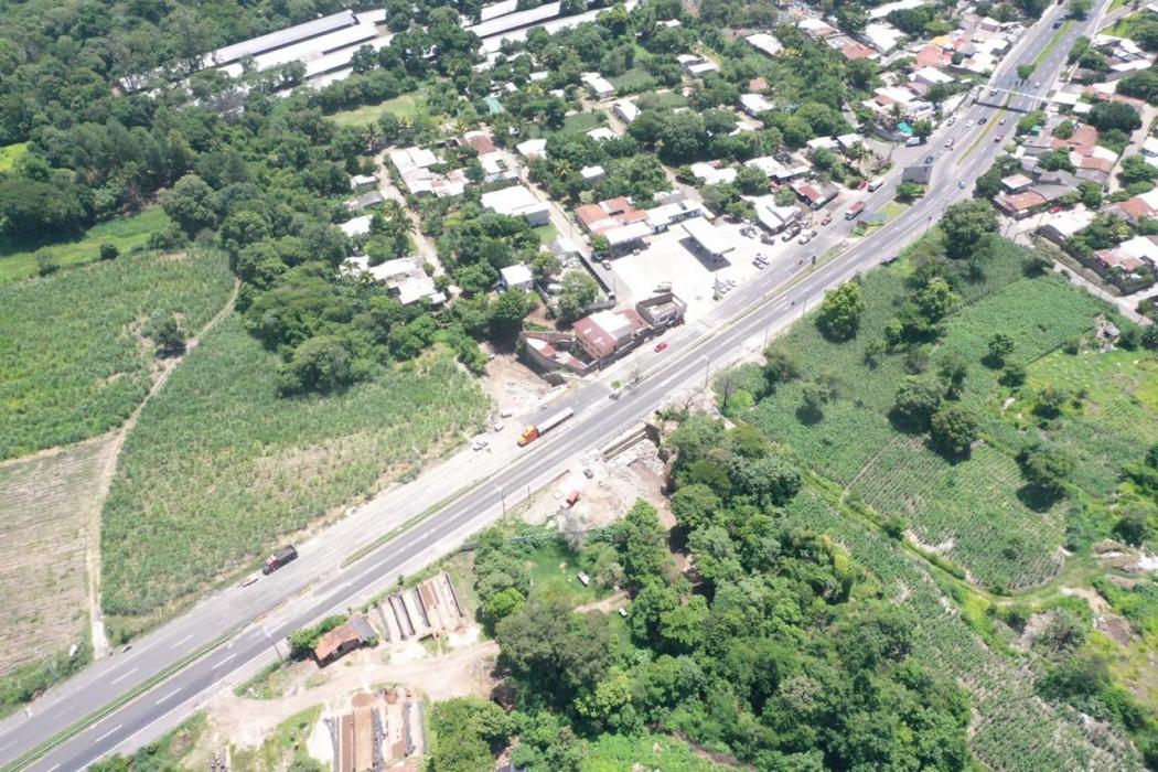Gobierno habilita en tiempo récord los 4 carriles de carretera hacia Opico, afectada por tormentas gobierno-habilita-en-tiempo-record-los-4-carriles-de-carretera-hacia-opico-afectada-por-tormentas