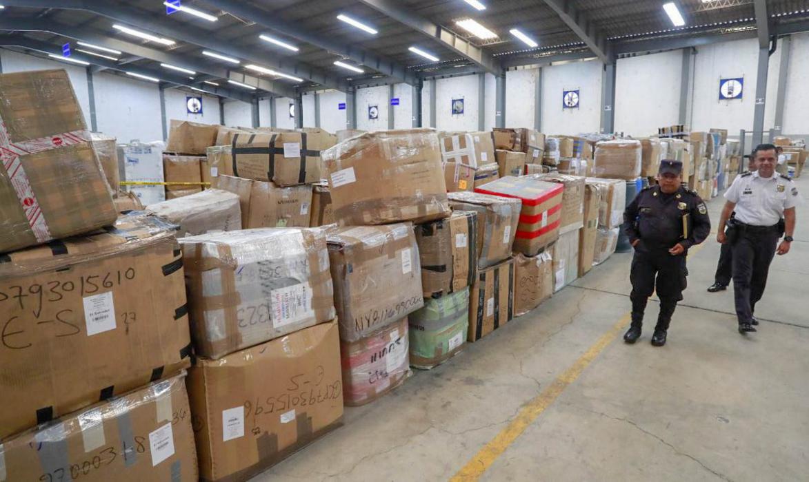Plan Antievasión decomisa furgón que transportaba mercadería ilegalmente plan-antievasion-decomisa-furgon-que-transportaba-mercaderia-ilegalmente