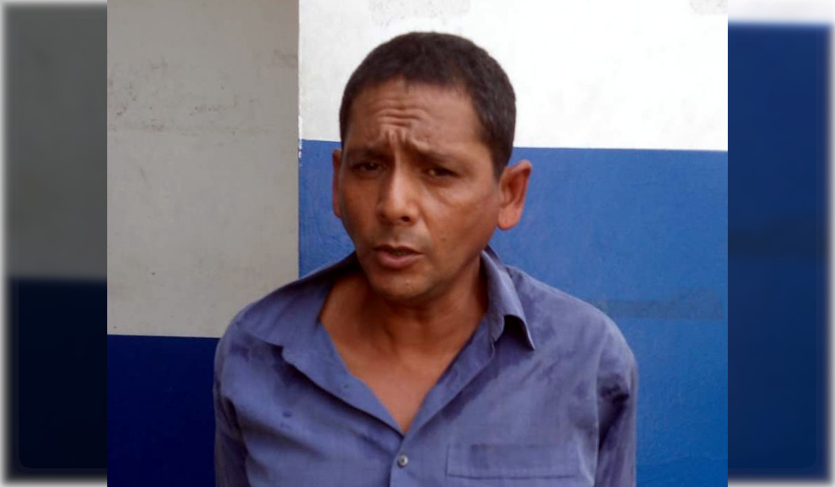 PNC captura en flagrancia a sujeto que asaltaba bus en el centro de San ...