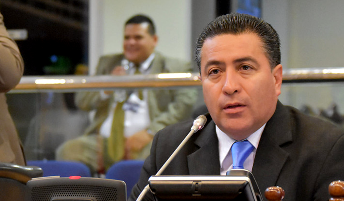 diputados-de-arena-piden-ampliar-vigencia-de-dui-para-que-salvadorenos-puedan-votar