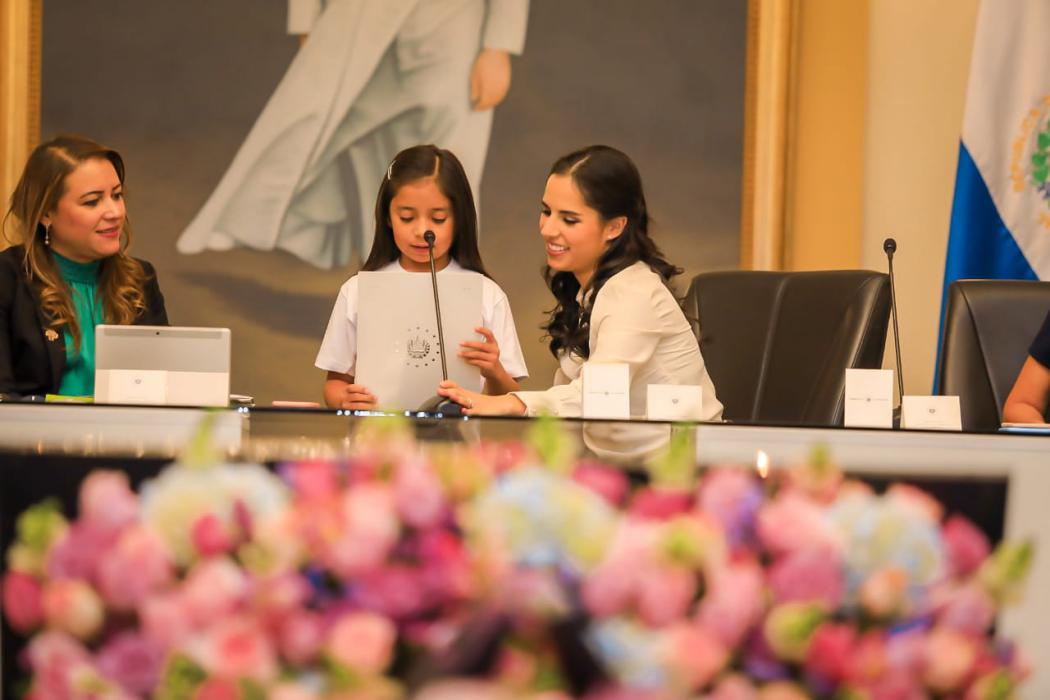 "Plan Nacional de Primera Infancia" ampliará cobertura de educación inicial y parvularia plan-nacional-de-primera-infancia-ampliara-cobertura-de-educacion-inicial-y-parvularia