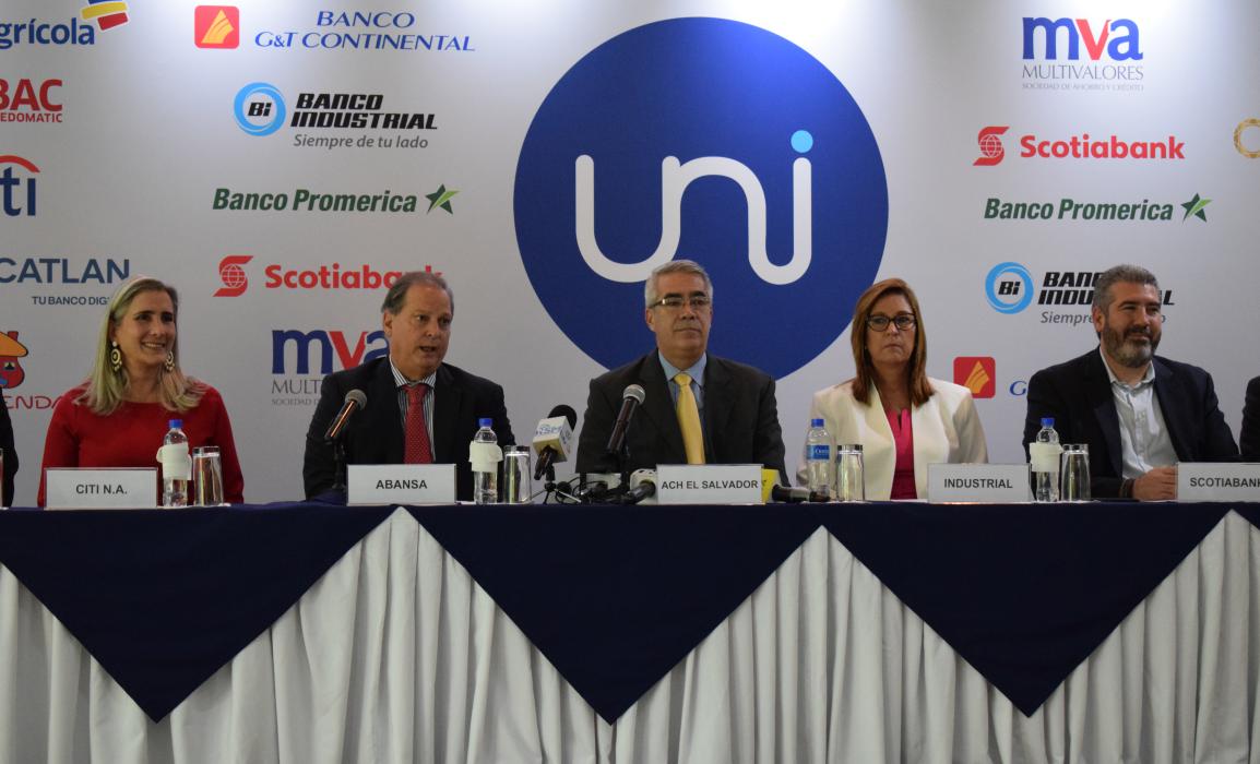 Relanzan UNI, la plataforma que unifica bancos para hacer transacciones con una app relanzan-uni-la-plataforma-que-unifica-bancos-para-hacer-transacciones-con-una-app