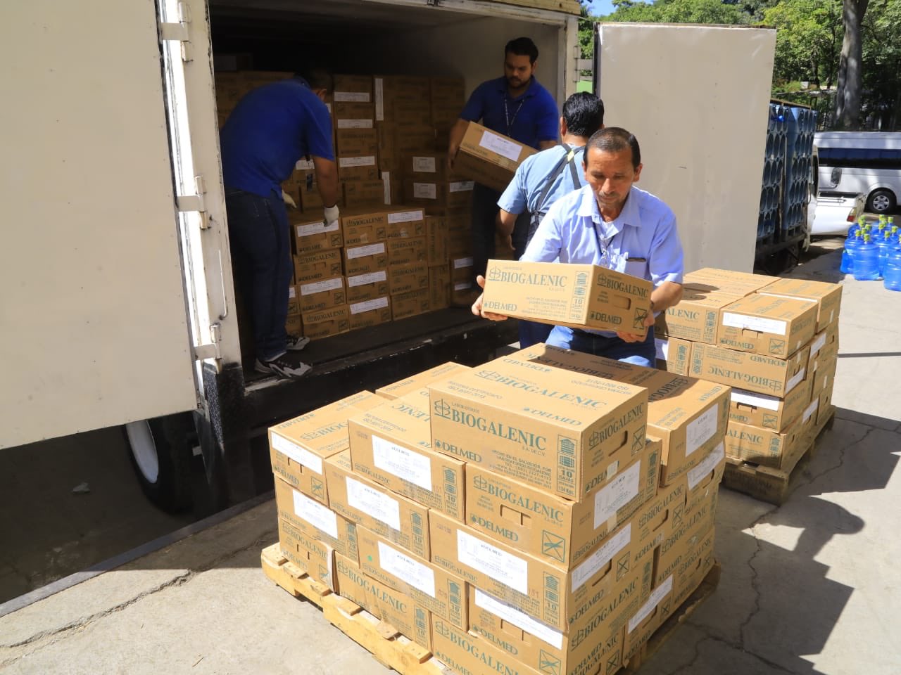 salud-inicia-abastecimiento-de-medicinas-a-la-red-publica-de-hospitales