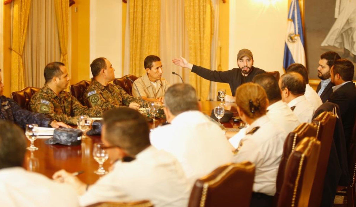 Presidente Bukele a las pandillas: paren de matar, les queda la muerte o la cárcel presidente-bukele-a-las-pandillas-paren-de-matar-les-queda-la-muerte-o-la-carcel