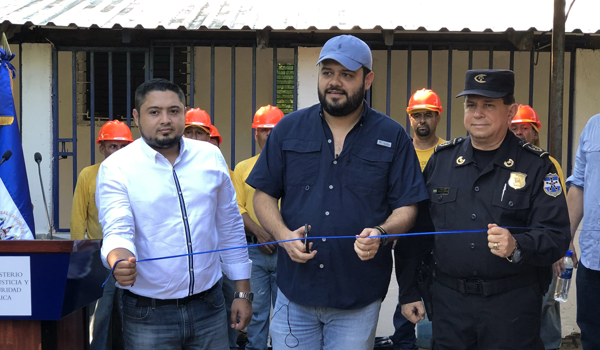 Privados de libertad reparan puesto policial atacado por pandillas en menos de 24 horas privados-de-libertad-reparan-puesto-policial-atacado-por-pandillas-en-menos-de-24-horas