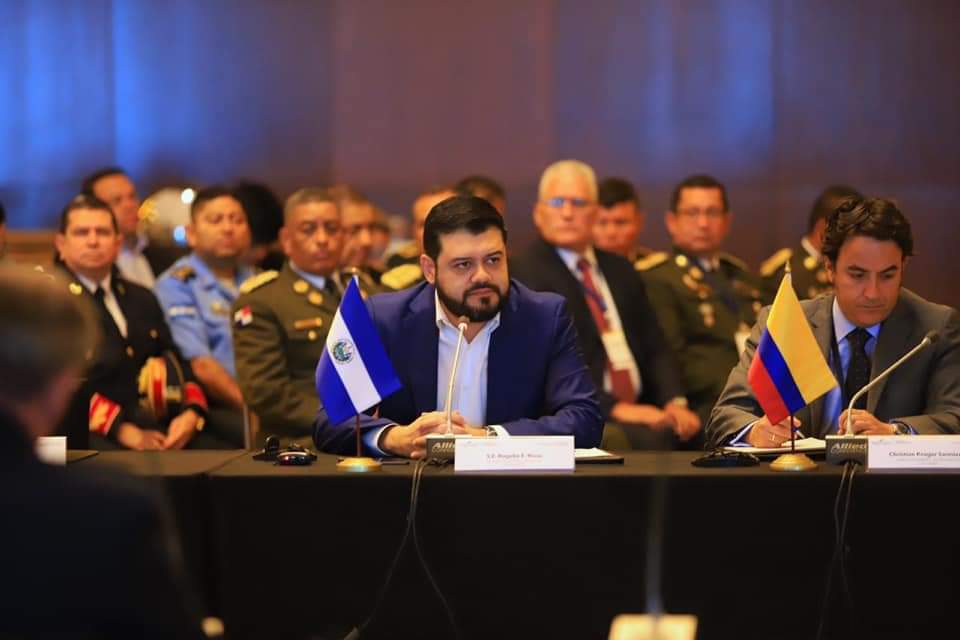 Ministro de Seguridad discutirá tema migratorio con homólogos de EE.UU., Guatemala y Honduras ministro-de-seguridad-discutira-tema-migratorio-con-homologos-de-eeuu-guatemala-y-honduras