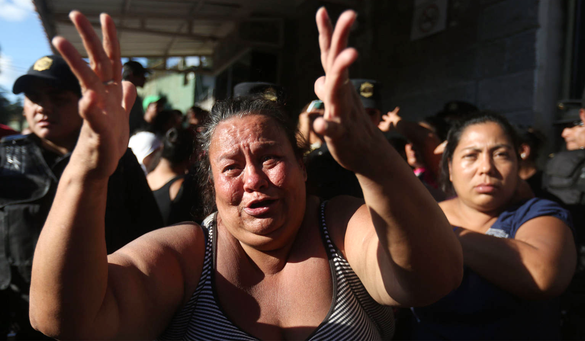 incendio-en-orfanato-deja-22-ninas-muertas-en-guatemala