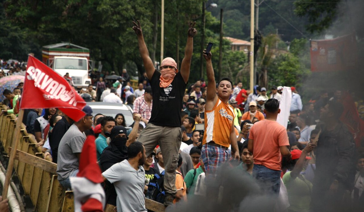 Protestas por un presunto fraude electoral en Honduras protestas-por-un-presunto-fraude-electoral-en-honduras