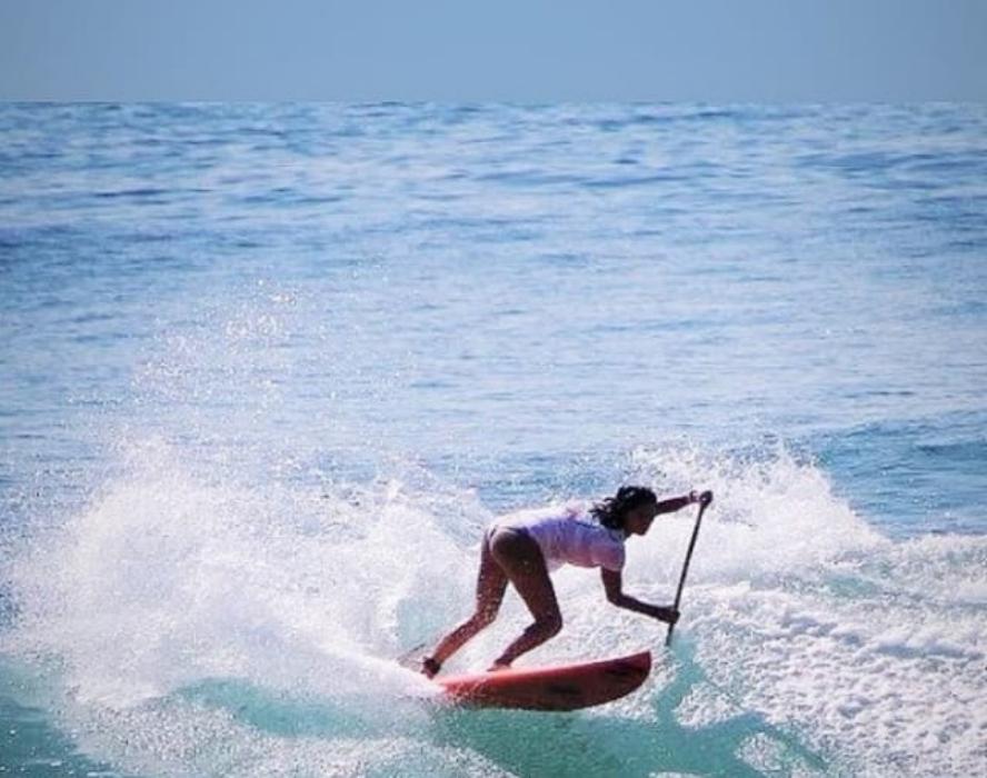 Reconocida surfista llama a El Salvador "El paraíso de las olas" reconocida-surfista-llama-a-el-salvador-el-paraiso-de-las-olas