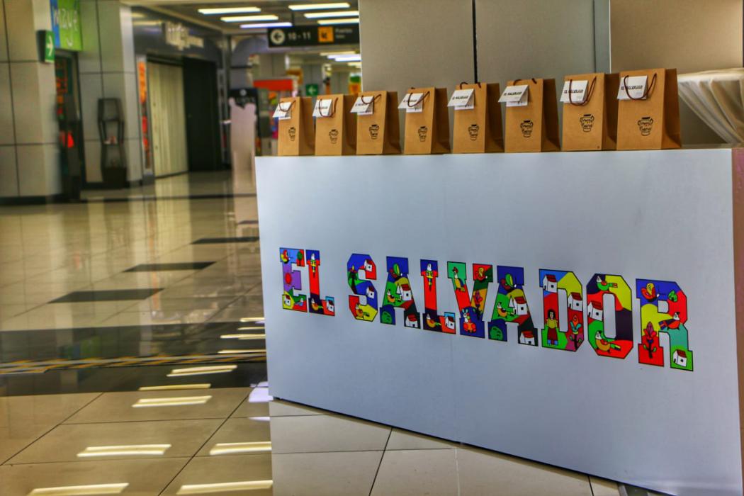 Turismo lanza marca destino El Salvador inspirada en la obra de Fernando Llort turismo-lanza-marca-destino-el-salvador-inspirada-en-la-obra-de-fernando-llort