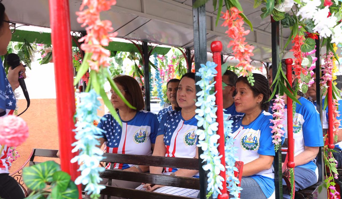 Embajadora de EEUU augura éxito al proyecto presidencial de Surf City embajadora-de-eeuu-augura-exito-al-proyecto-presidencial-de-surf-city