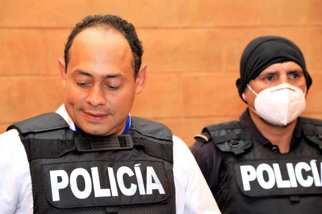 ARENA organiza "vigilia solidaria" por alcalde de Ilopango, detenido por corrupción arena-organiza-vigilia-solidaria-por-alcalde-de-ilopango-detenido-por-corrupcion