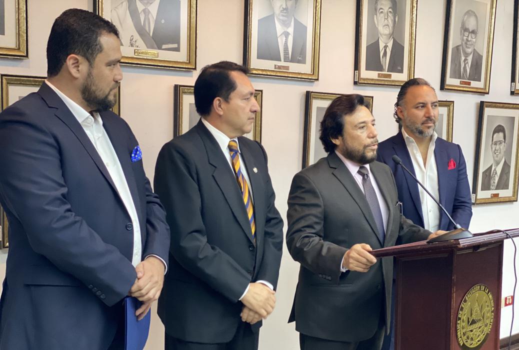 Gobierno aboga para que salvadoreños en el exterior voten en elecciones legislativas y municipales 2021 gobierno-aboga-para-que-salvadorenos-en-el-exterior-voten-en-elecciones-legislativas-y-municipales-2021