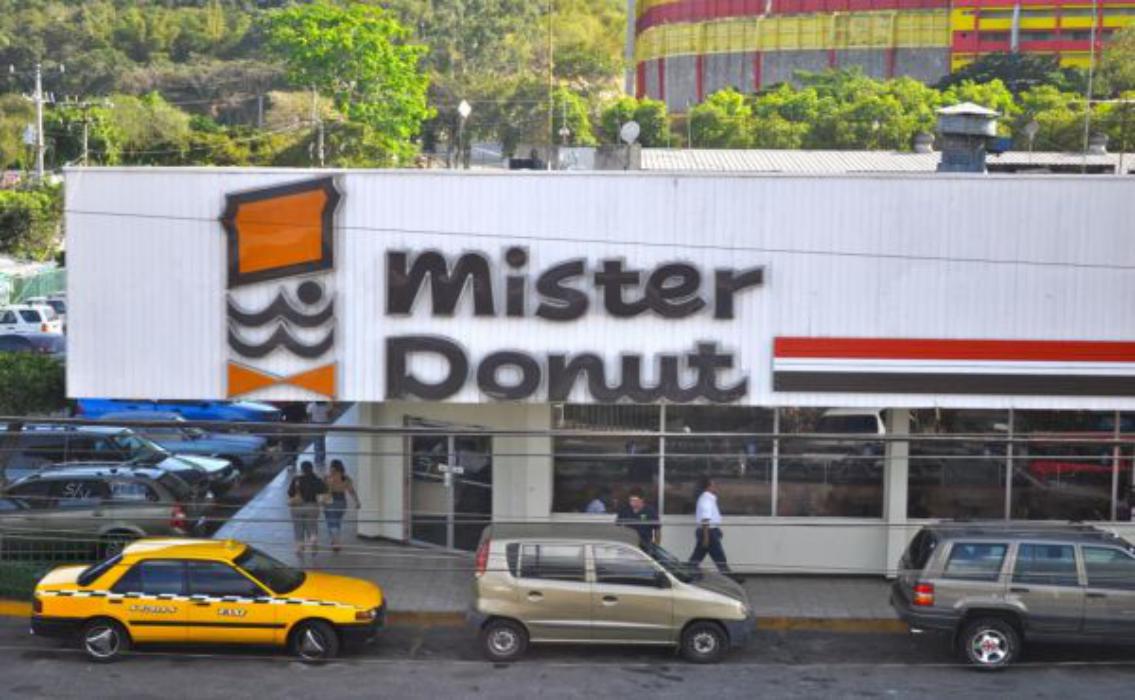 mintrab-realiza-cierre-de-mister-donut-por-violaciones-laborales